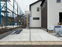 【神奈川県/大和市西鶴間】大和市西鶴間7丁目新築戸建て7号棟 駐車場