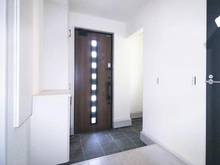 【東京都/町田市忠生】町田市忠生2丁目 新築一戸建て 1号棟 / 全3棟 玄関