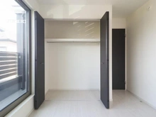 【東京都/町田市忠生】町田市忠生2丁目 新築一戸建て 1号棟 / 全3棟 収納:洋室