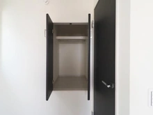 【東京都/町田市忠生】町田市忠生2丁目 新築一戸建て 1号棟 / 全3棟 収納:洋室