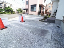 【東京都/町田市忠生】町田市忠生2丁目 新築一戸建て 1号棟 / 全3棟 駐車場