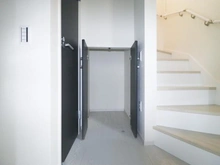 【東京都/町田市忠生】町田市忠生2丁目 新築一戸建て 2号棟 / 全3棟 収納:階段下