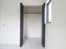 【東京都/町田市忠生】町田市忠生2丁目 新築一戸建て 2号棟 / 全3棟 収納:洋室