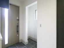 【神奈川県/相模原市南区麻溝台】相模原市南区麻溝台8丁目 新築一戸建て 1号棟 / 全2棟 廊下:シューズインクローゼット