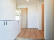 【神奈川県/相模原市中央区田名】相模原市中央区田名　新築戸建1号棟 玄関