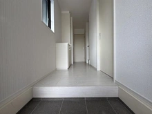 【東京都/町田市鶴川】町田市鶴川　新築戸建て 玄関