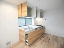 【神奈川県/相模原市南区東大沼】相模原市南区東大沼1丁目 キッチン：収納