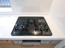 【神奈川県/相模原市南区東大沼】相模原市南区東大沼1丁目 三口コンロ