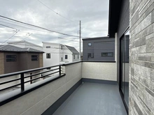 【神奈川県/海老名市杉久保南】海老名市杉久保南3丁目新築戸建て1号棟 バルコニー