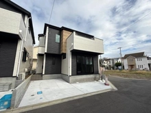 【神奈川県/海老名市杉久保南】海老名市杉久保南3丁目新築戸建て3号棟 外観：全3棟/中央