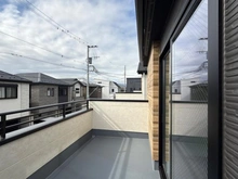 【神奈川県/海老名市杉久保南】海老名市杉久保南3丁目新築戸建て3号棟 バルコニー