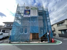 【神奈川県/相模原市緑区橋本】～新築戸建～ 相模原市緑区橋本8丁目　3号棟 建築中の外観：全３棟/中央
