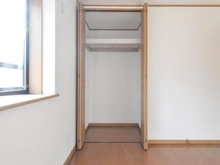 【東京都/町田市小山町】町田市小山町　中古戸建て 収納：洋室