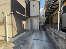 【神奈川県/相模原市南区東林間】相模原市南区東林間2丁目　中古戸建 駐車場