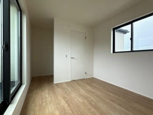 【神奈川県/海老名市上郷】海老名市上郷 3丁目　新築戸建て　2号棟 洋室