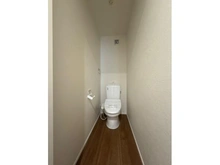 【神奈川県/海老名市上郷】海老名市上郷 3丁目　新築戸建て　3号棟 トイレ