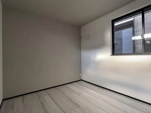 【神奈川県/相模原市中央区高根】相模原市中央区高根2丁目　B号棟 洋室