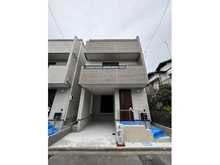 【神奈川県/相模原市南区古淵】古淵1丁目　新築戸建て　2号棟 建築中の外観：全2棟