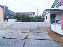 【神奈川県/厚木市南町】厚木市南町　新築戸建て　2号棟 現地（建築前）：写真右側／全2棟