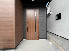 【神奈川県/相模原市緑区相原】相模原市緑区相原1丁目新築戸建て　1号棟 玄関