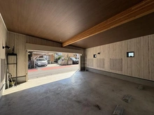 【神奈川県/相模原市緑区東橋本】相模原市緑区東橋本2丁目　戸建 ガレージ