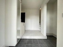 【神奈川県/座間市南栗原】～新築戸建～ 座間市南栗原6期　1号棟 玄関