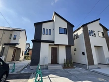 【神奈川県/相模原市緑区東橋本】～新築戸建～ 相模原市緑区東橋本3丁目　9号棟 / 全12棟 建築中の外観：全12棟/中央