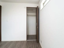 【神奈川県/大和市上草柳】大和市上草柳7丁目　新築一戸建て　1号棟 / 全2棟 収納：洋室