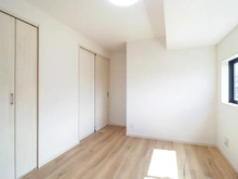 【神奈川県/大和市上草柳】大和市上草柳7丁目　新築一戸建て　2号棟 / 全2棟 洋室