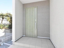 【神奈川県/大和市下鶴間】大和市下鶴間　新築一戸建 玄関