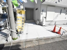 【神奈川県/大和市下鶴間】大和市下鶴間　新築一戸建 駐車場