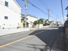 【神奈川県/大和市下鶴間】大和市下鶴間　新築一戸建 前面道路
