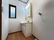 【東京都/町田市旭町】町田市旭町3丁目　戸建 洗面室