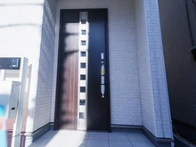 【神奈川県/座間市小松原】座間市小松原1丁目　新築戸建 玄関