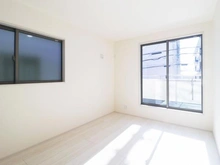 【神奈川県/座間市小松原】座間市小松原1丁目　新築戸建 洋室