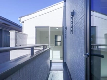 【神奈川県/座間市小松原】座間市小松原1丁目　新築戸建 バルコニー