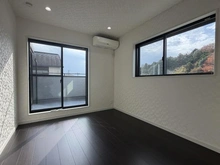 【神奈川県/座間市入谷東】座間市入谷東4丁目　戸建 洋室