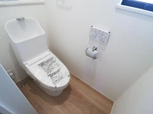 【東京都/町田市本町田】町田市本町田　新築一戸建て　1号棟 / 全5棟 トイレ：1階