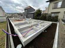 【神奈川県/相模原市中央区田名】相模原市中央区田名新築戸建て2号棟 建築中の外観：全3棟/中央