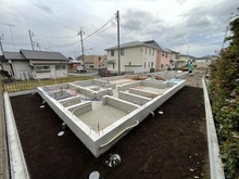 【神奈川県/相模原市中央区田名】相模原市中央区田名新築戸建て2号棟 建築中の外観：全3棟/中央