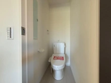 【神奈川県/海老名市中野】海老名市中野1丁目　新築戸建て2号棟 トイレ