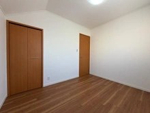 【東京都/町田市山崎町】町田市山崎町　戸建 洋室