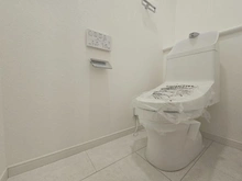 【神奈川県/相模原市南区下溝】相模原市南区下溝　中古戸建 トイレ