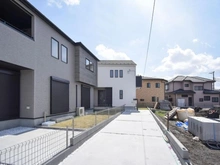 【東京都/町田市木曽西】東京都町田市木曽西3丁目　2号棟 アプローチ