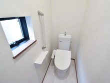 【神奈川県/座間市ひばりが丘】座間市ひばりが丘3丁目新築戸建て トイレ