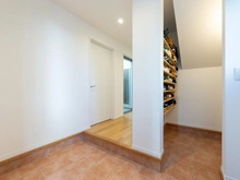 【神奈川県/大和市渋谷】大和市渋谷二丁目　中古戸建 玄関