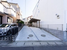 【神奈川県/大和市渋谷】大和市渋谷二丁目　中古戸建 アプローチ