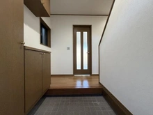 【神奈川県/座間市栗原中央】座間市栗原中央5丁目中古戸建 玄関