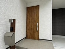 【神奈川県/座間市南栗原】座間市南栗原5丁目新築戸建て 玄関