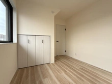 【神奈川県/座間市南栗原】座間市南栗原5丁目新築戸建て 洋室